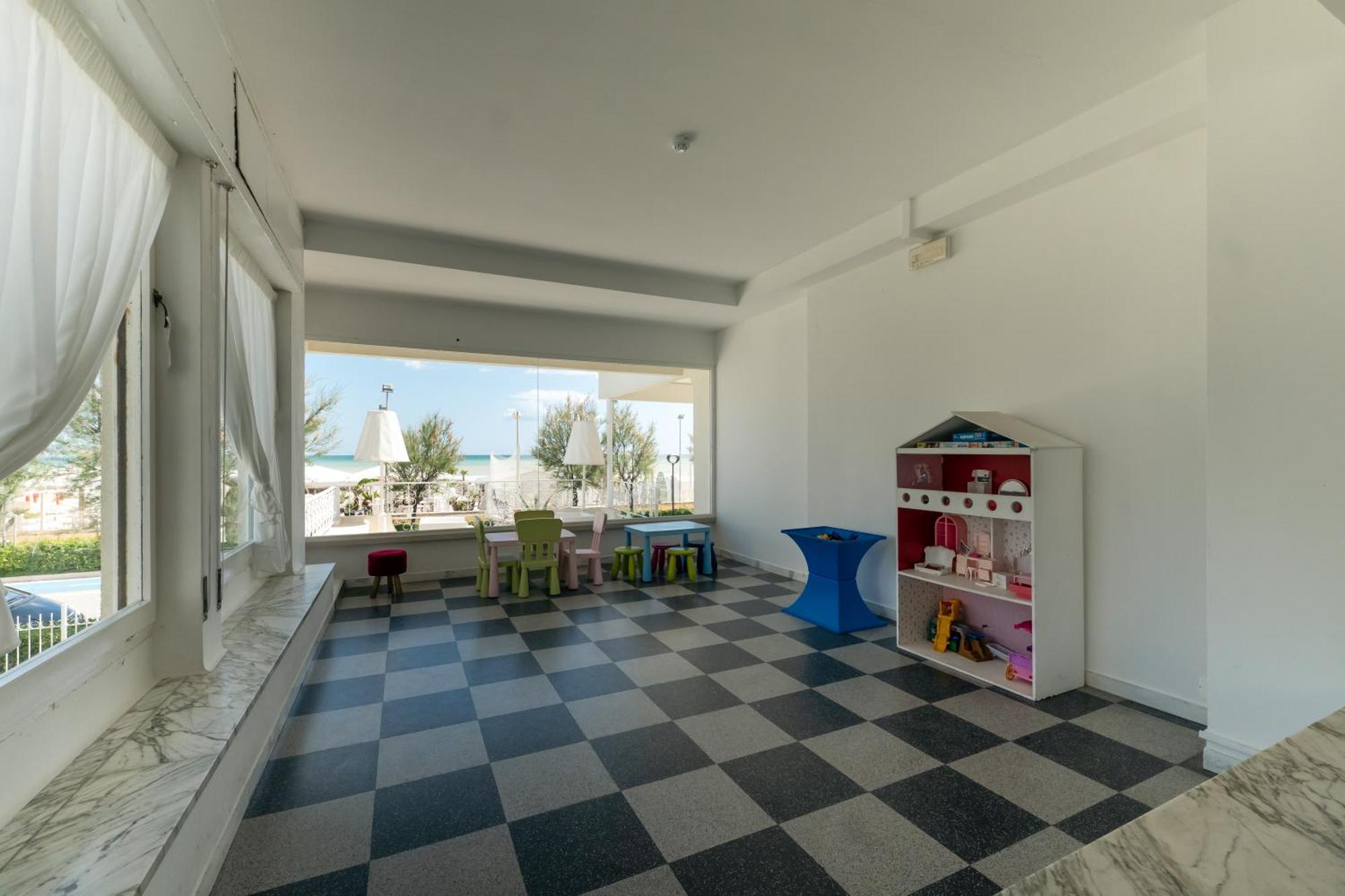 Hotel Continental Senigallia Exterior photo