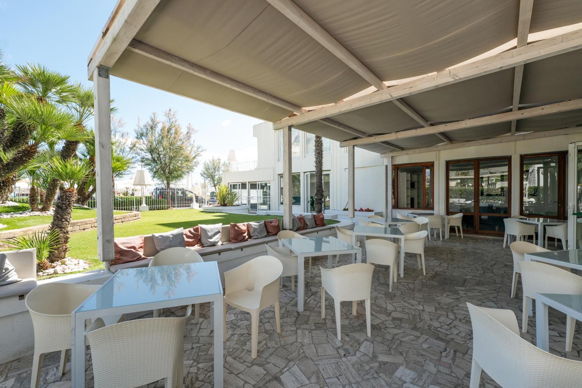 Hotel Continental Senigallia Exterior photo