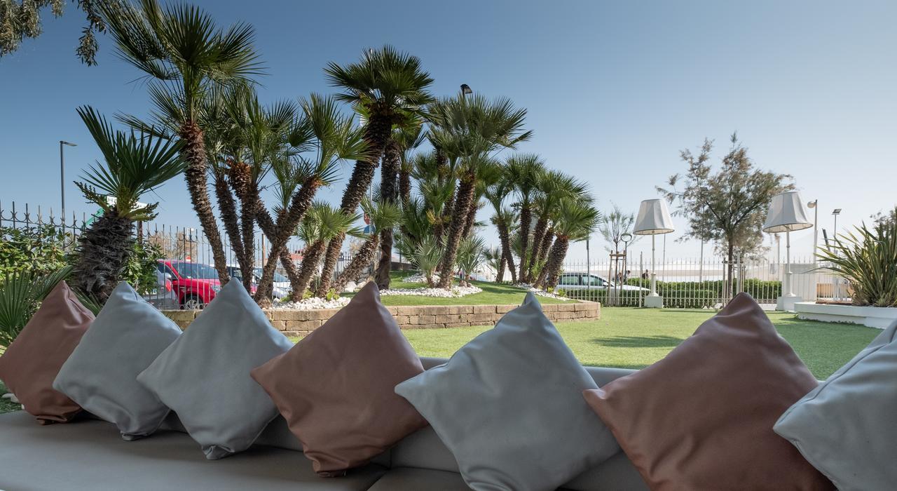 Hotel Continental Senigallia Exterior photo